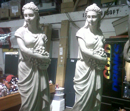 Live Statue performing at a Florida event