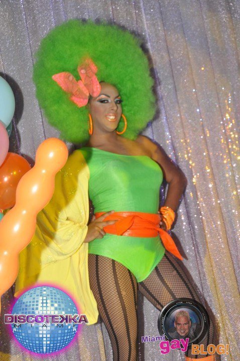 The Queens performing at a Florida event