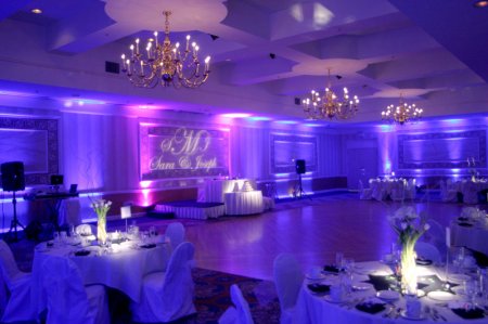 Room after blue uplighting