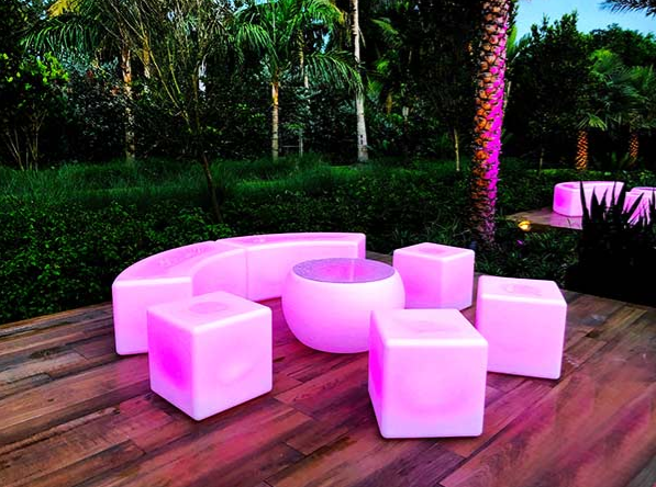 South Beach Chic photo 2
